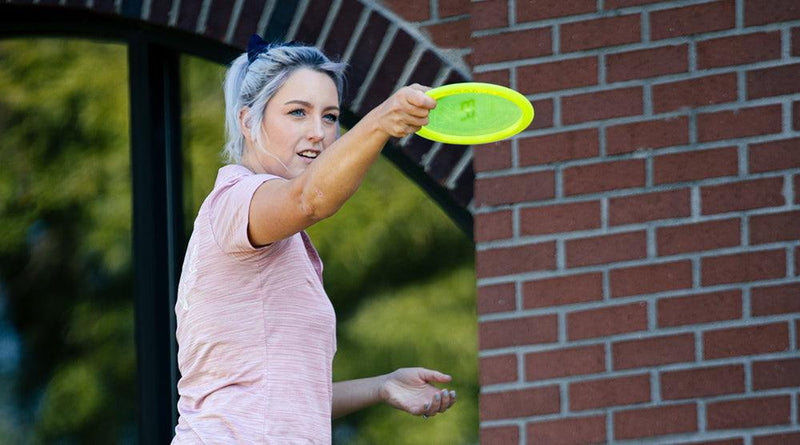 chantel budinsky miss frisbees disc golf in the bag prodigy
